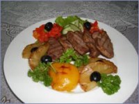 Медальоны с ананасами