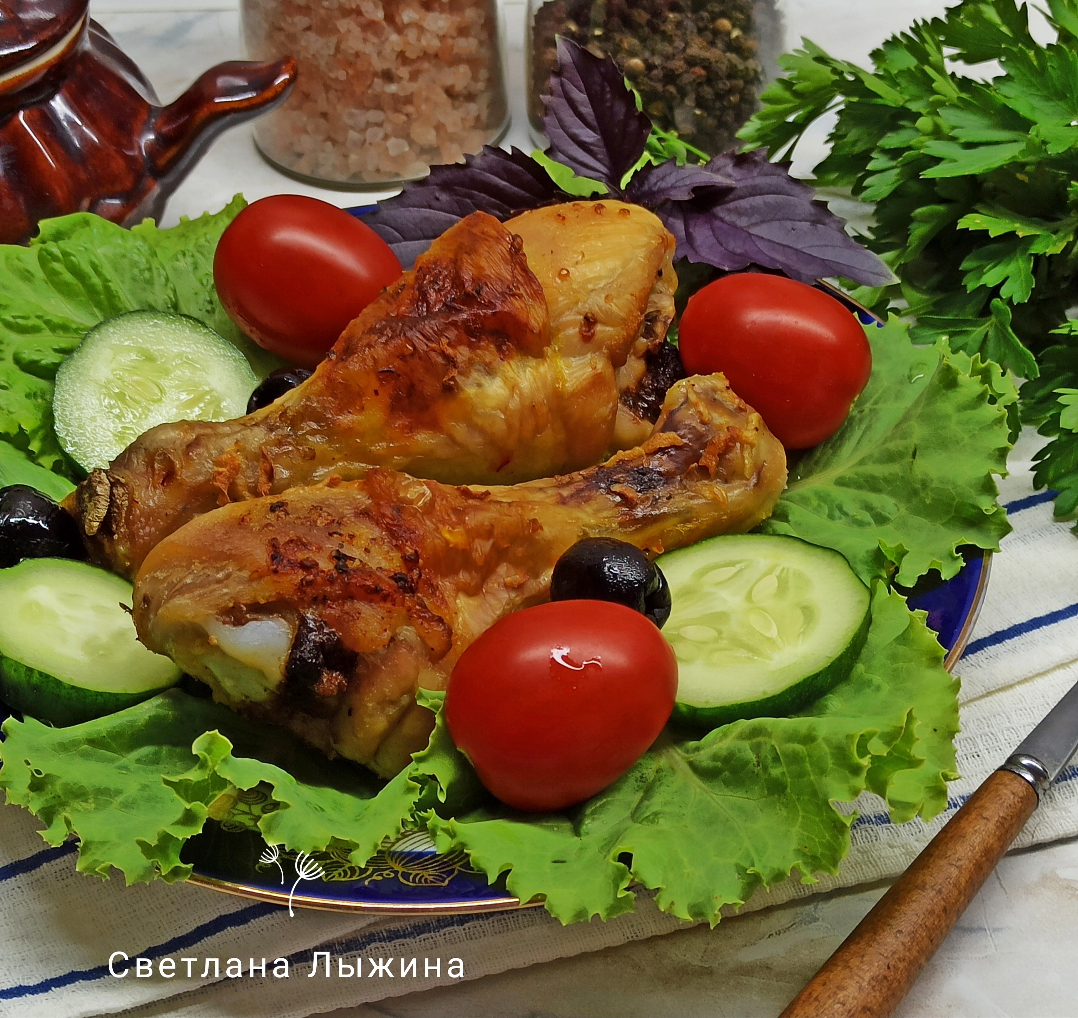 Сливочные куриные голени в духовке