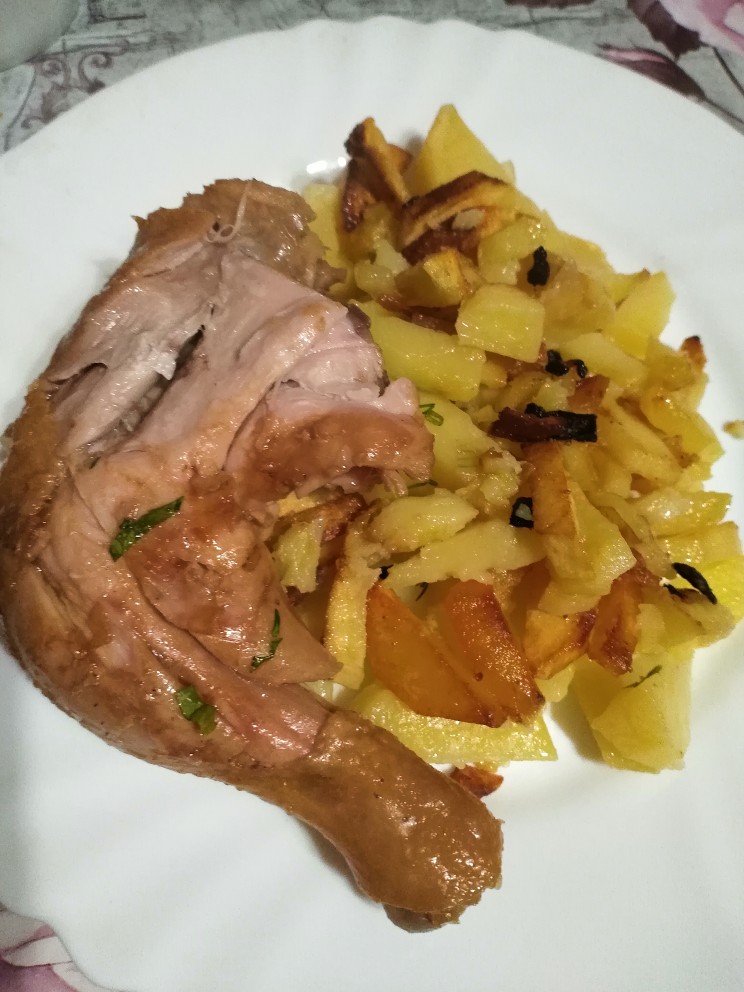 Окорочка жареные с картофелем