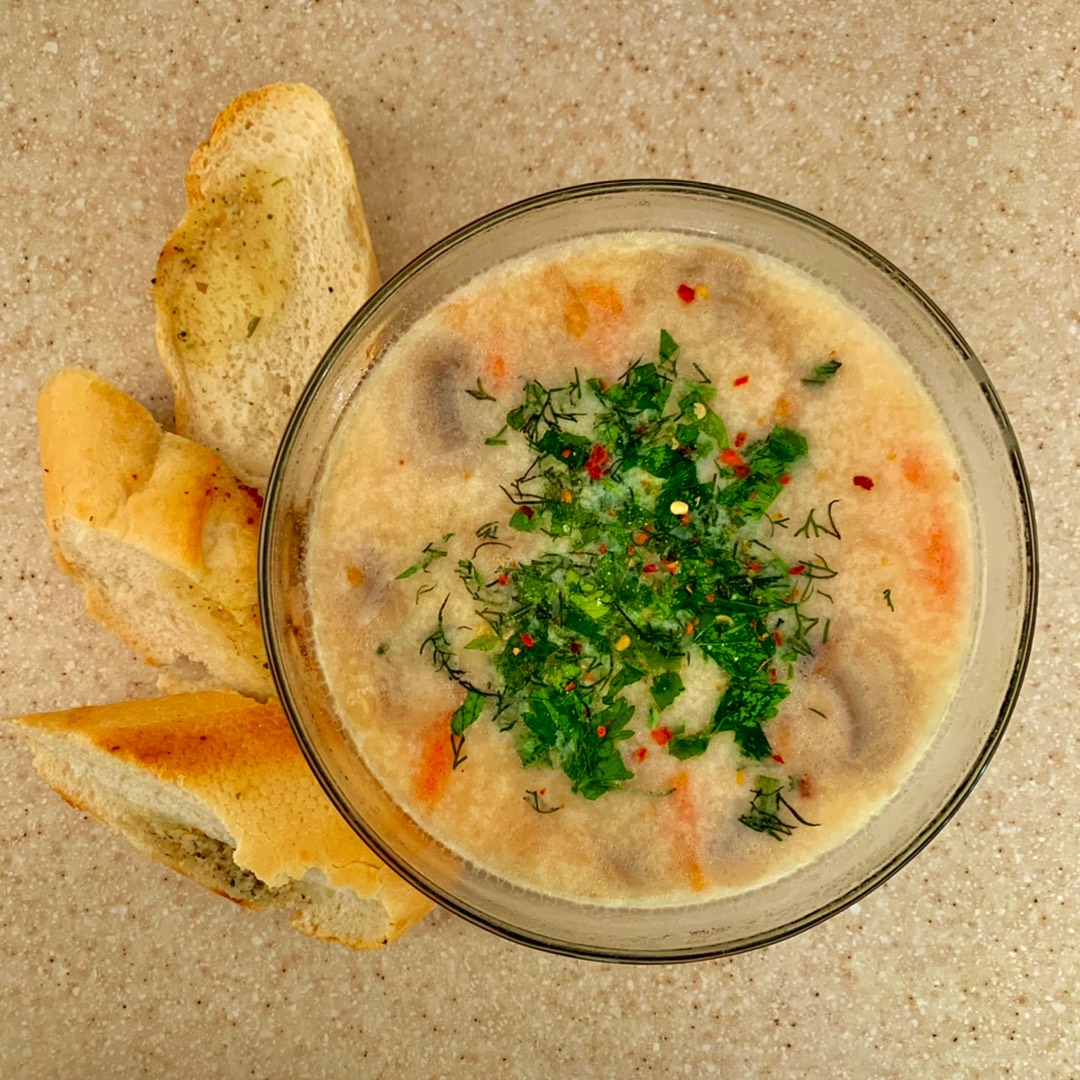Суп с шампиньонами и плавленым сыром рецепт – Французская кухня: Супы. «Еда»