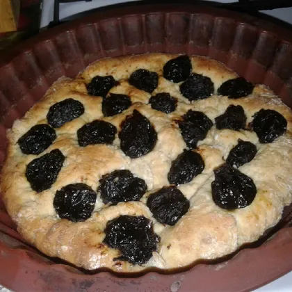 Пирог из чернослив