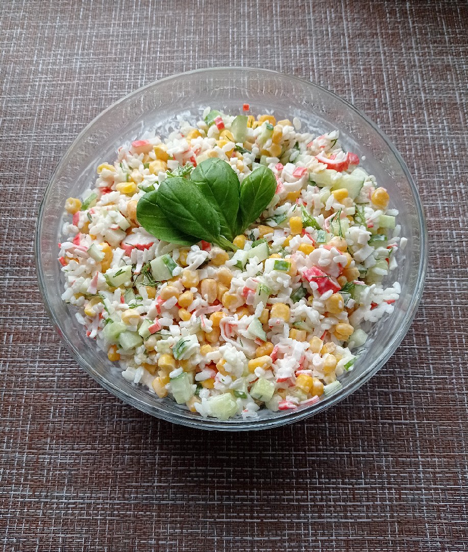 Салат из крабовых палочек и кукурузы — рецепт с фото пошагово + отзывы