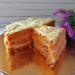 Постный морковный торт 