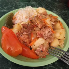 Мясо с картошкой в банке