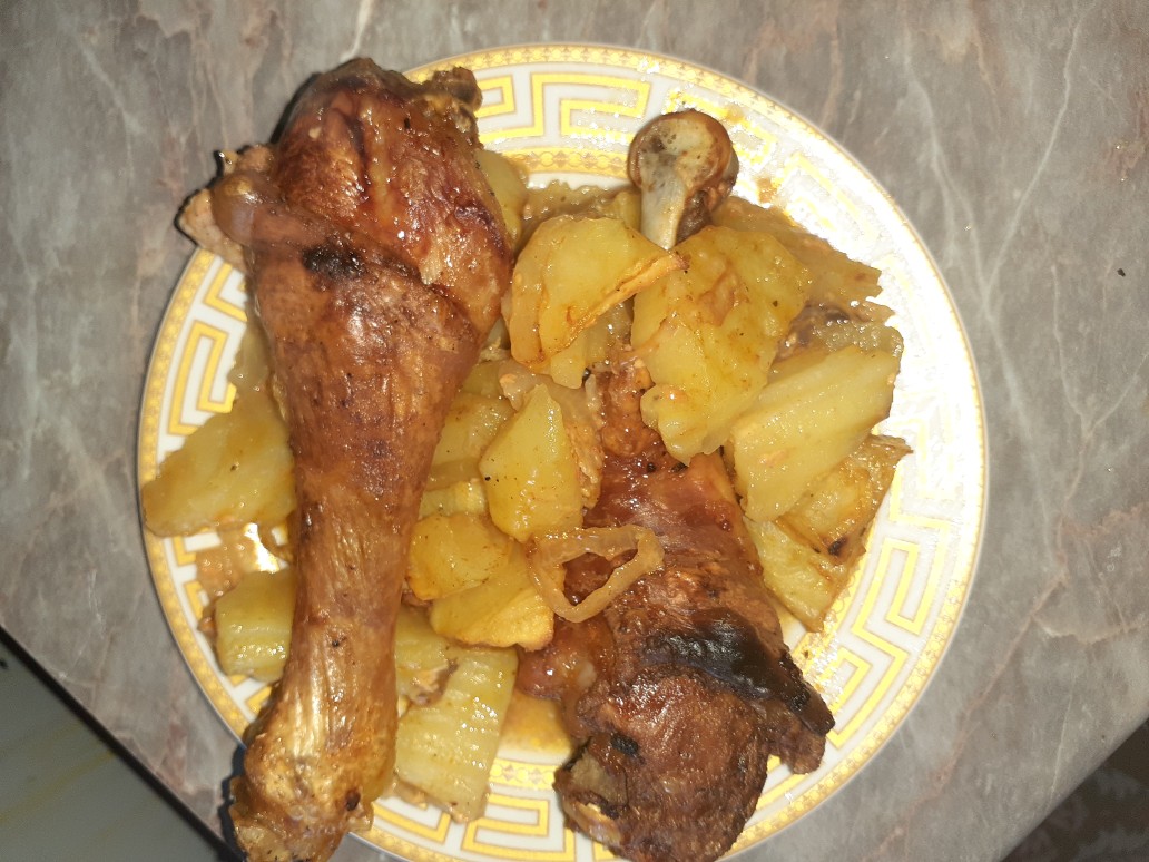 Курица с картошкой в духовке