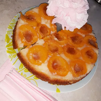 Пирог с абрикосами карамелизированными