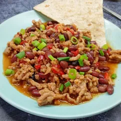 Чили кон карне