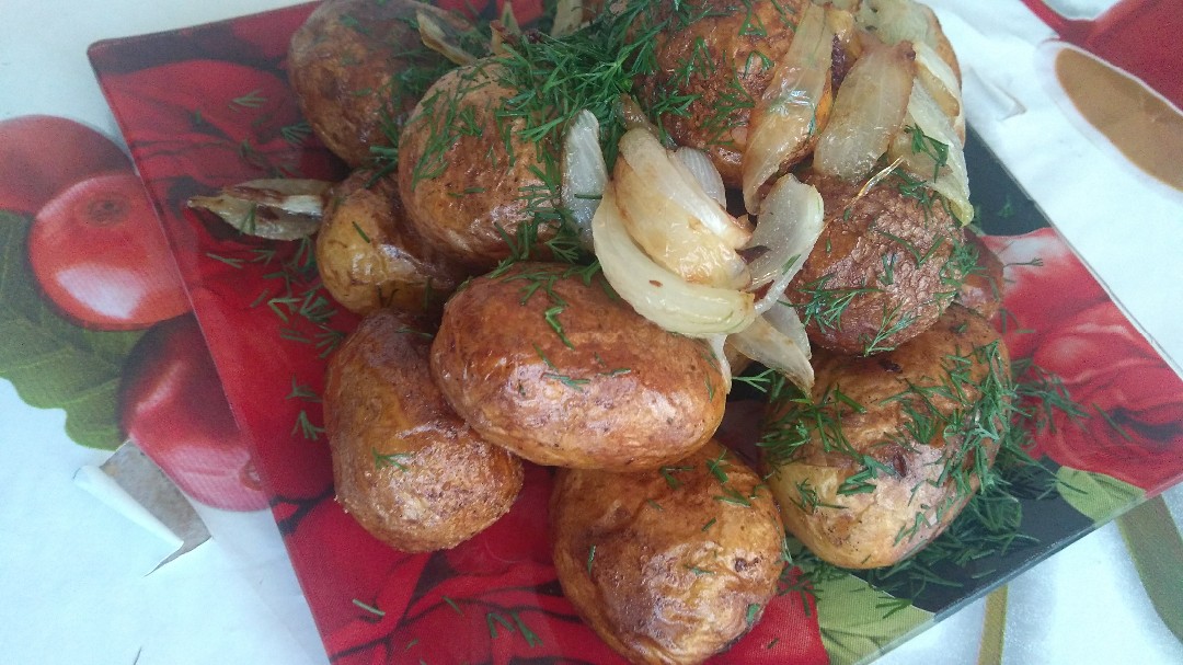 Жареная молодая картошка