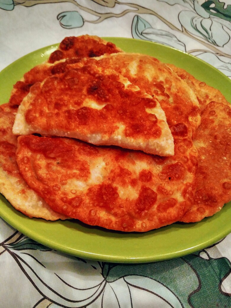 Чебуреки домашние