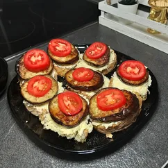 Бутерброды с баклажаном и вкусной намазкой