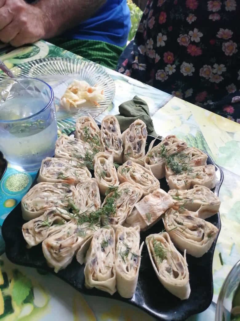 Рулетики с грибами