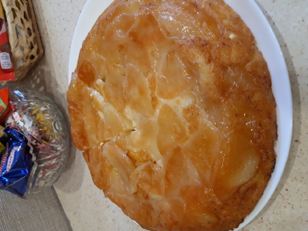 Ароматная творожная выпечка с яблоками