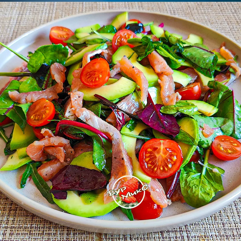 Салат с рыбой