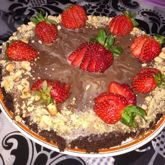 Шоколадный торт с клубникой🍫🍓