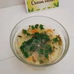 Суп из щавеля с курицей и яйцом