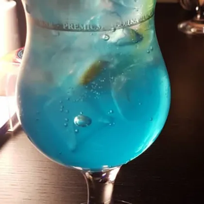 Голубая лагуна (безалкогольный коктейль)