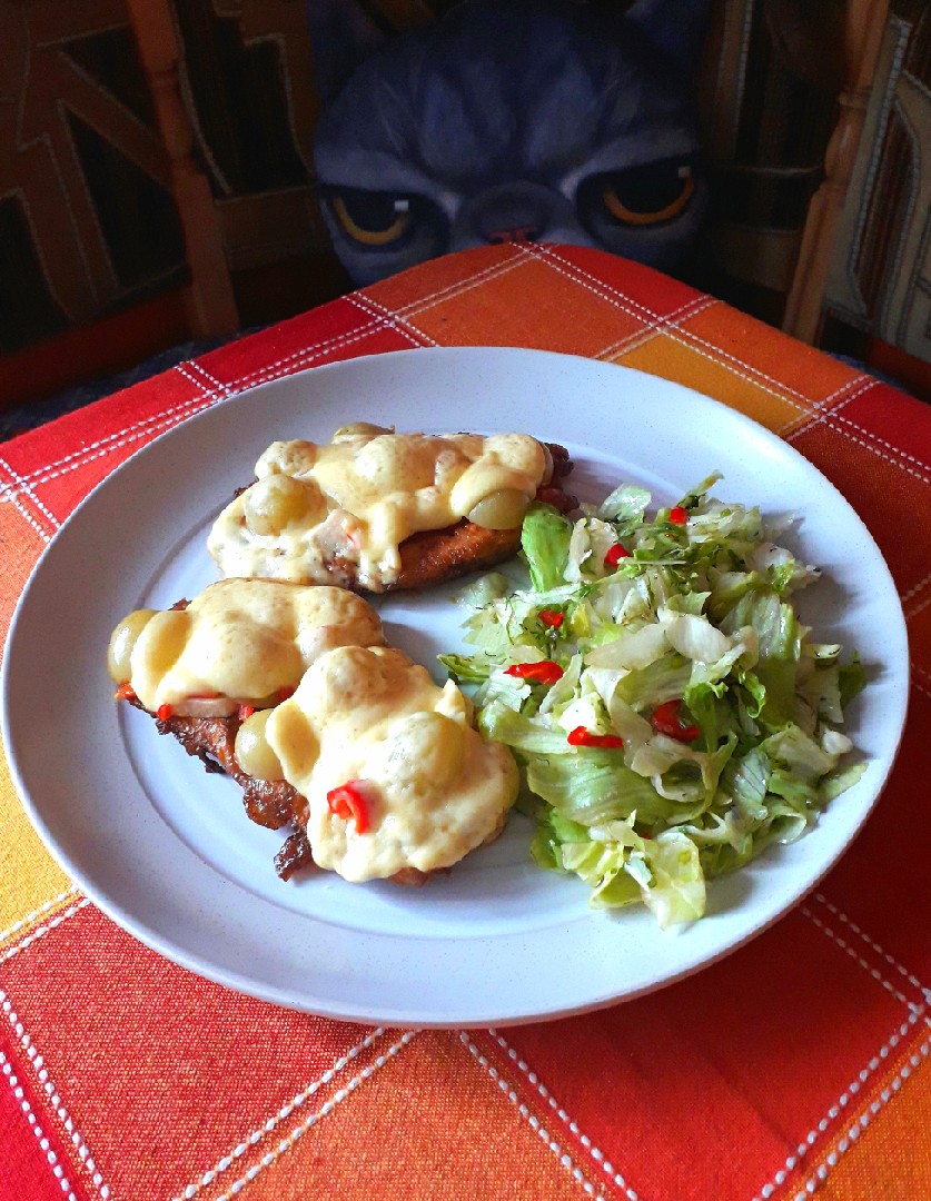 Куриные отбивные с сыром в духовке, пошаговый рецепт на ккал, фото, ингредиенты - Елена