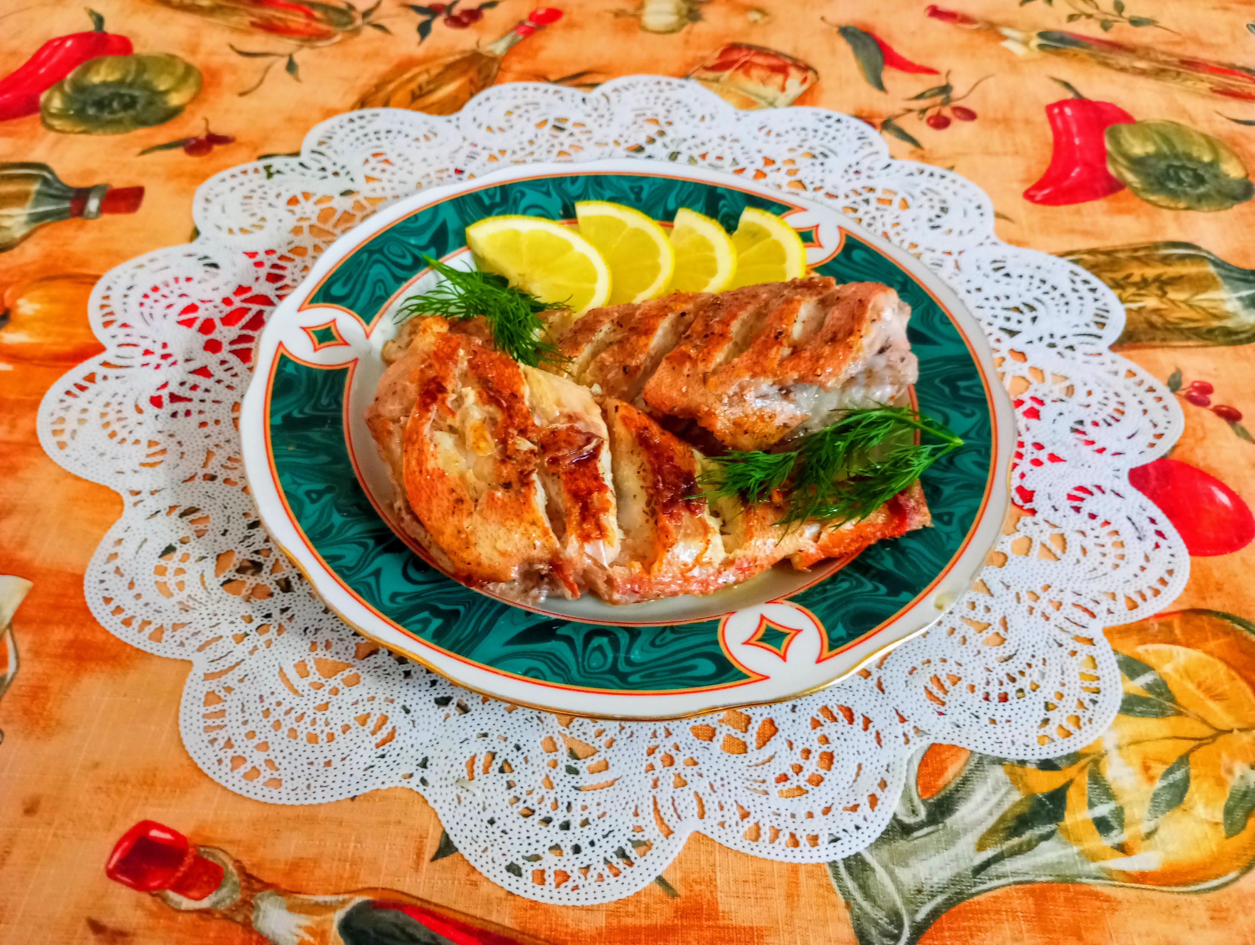 Жареный морской окунь