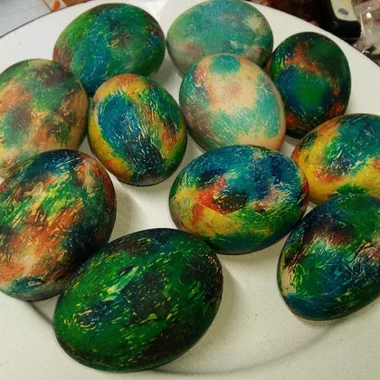 Радужные яйца
