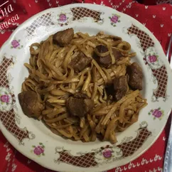 Удон со свининой 