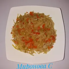 Капуста с овощами