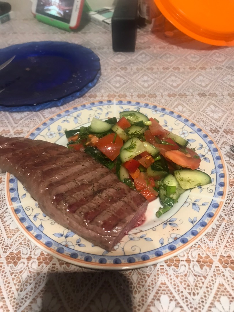 Стейк говяжий