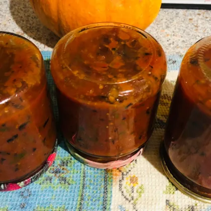 Томатный соус с базиликом, петрушкой и укропом на зиму