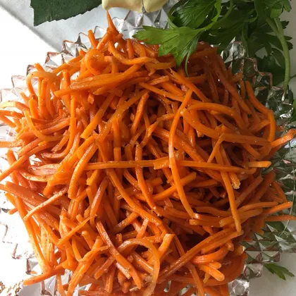 Морковка по - корейски- Морковча