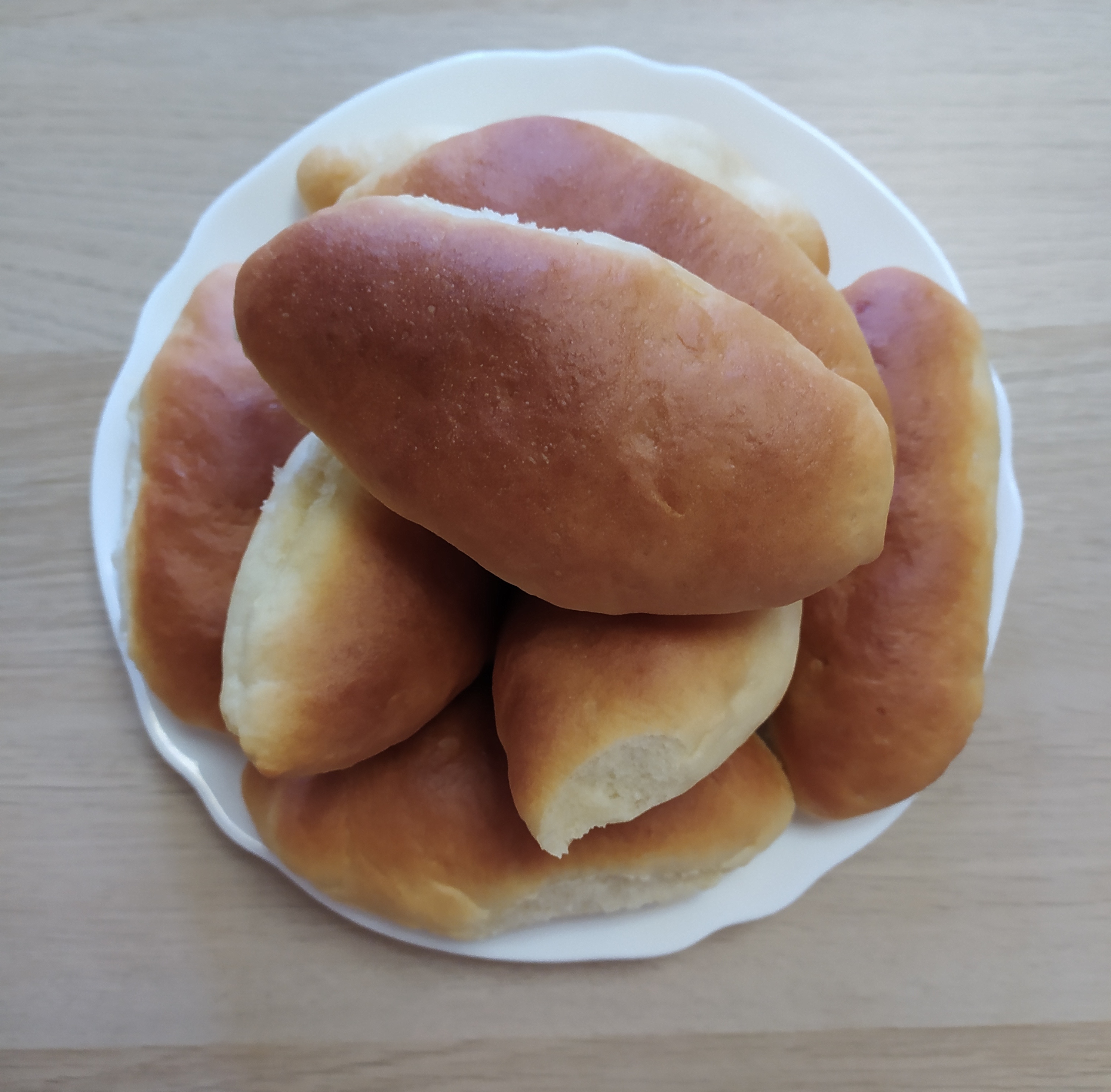 Пирожки с повидлом из дрожжевого теста