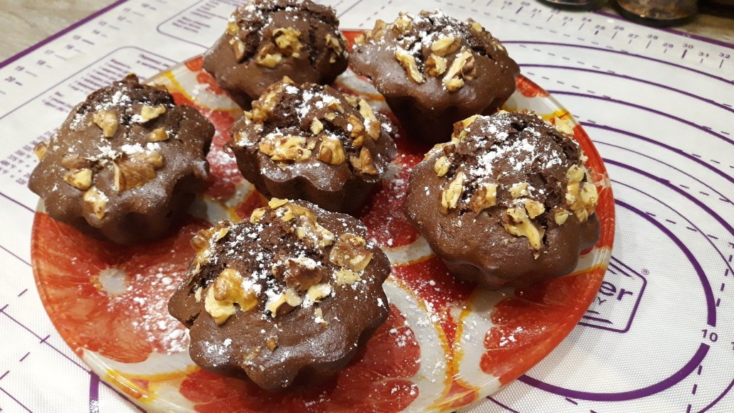 Шоколадные маффины с хрустящей корочкой рецепт – Американская кухня: Выпечка и десерты. «Еда»
