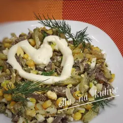 Салат с куриными сердечками