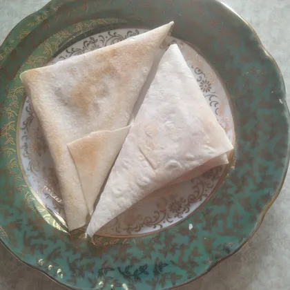 Треугольники из лаваша с сыром на завтрак