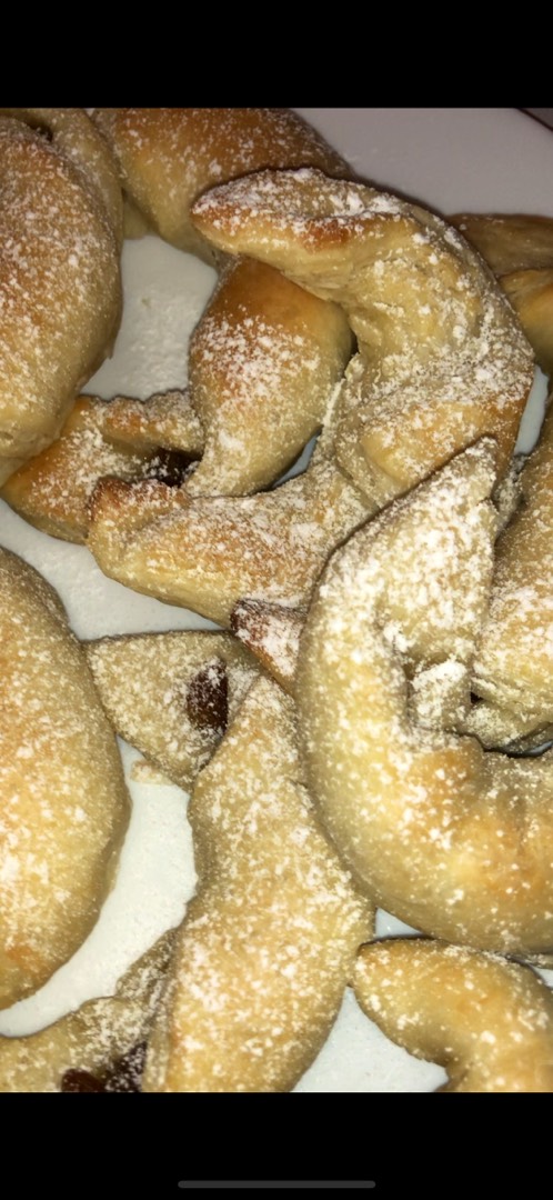 Круассаны с изюмом 🥐