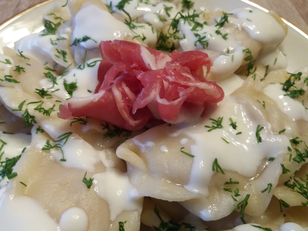 Вареники с картошкой и беконом