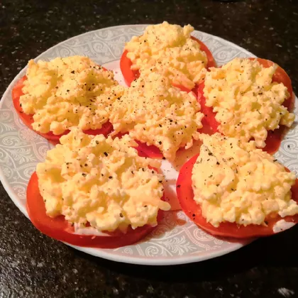 Помидорки с чесноком и сыром 🍅