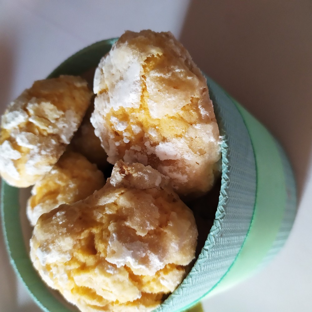 Апельсиновое печенье с трещинками