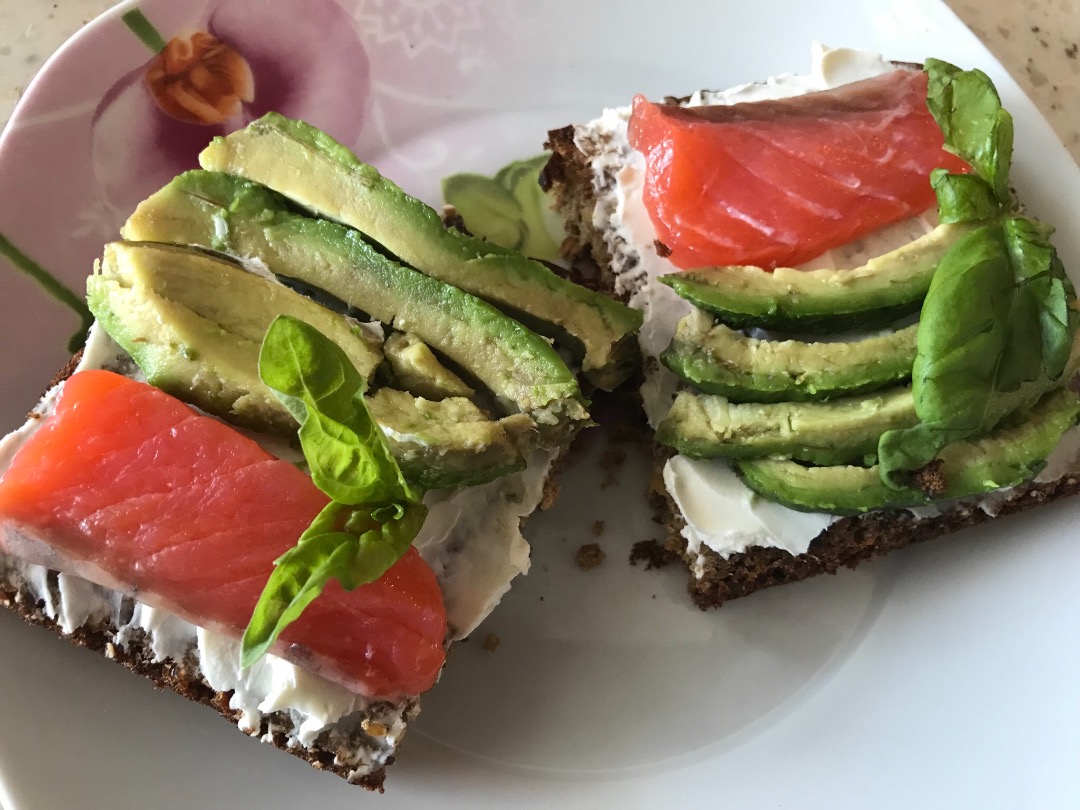 Супер 👍 полезные и вкусные 😋 бутерброды на завтрак ☕/ пп-еда - рецепт  автора Анжела Плешкова 💋👩🏻‍🍳