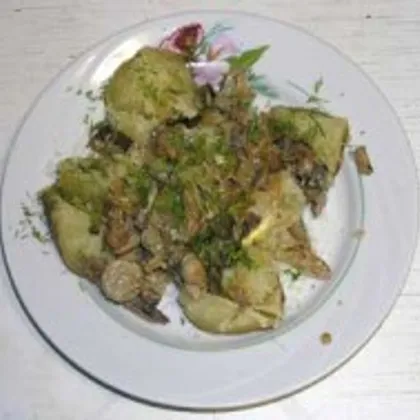 Запечённая картошка с грибами и луком