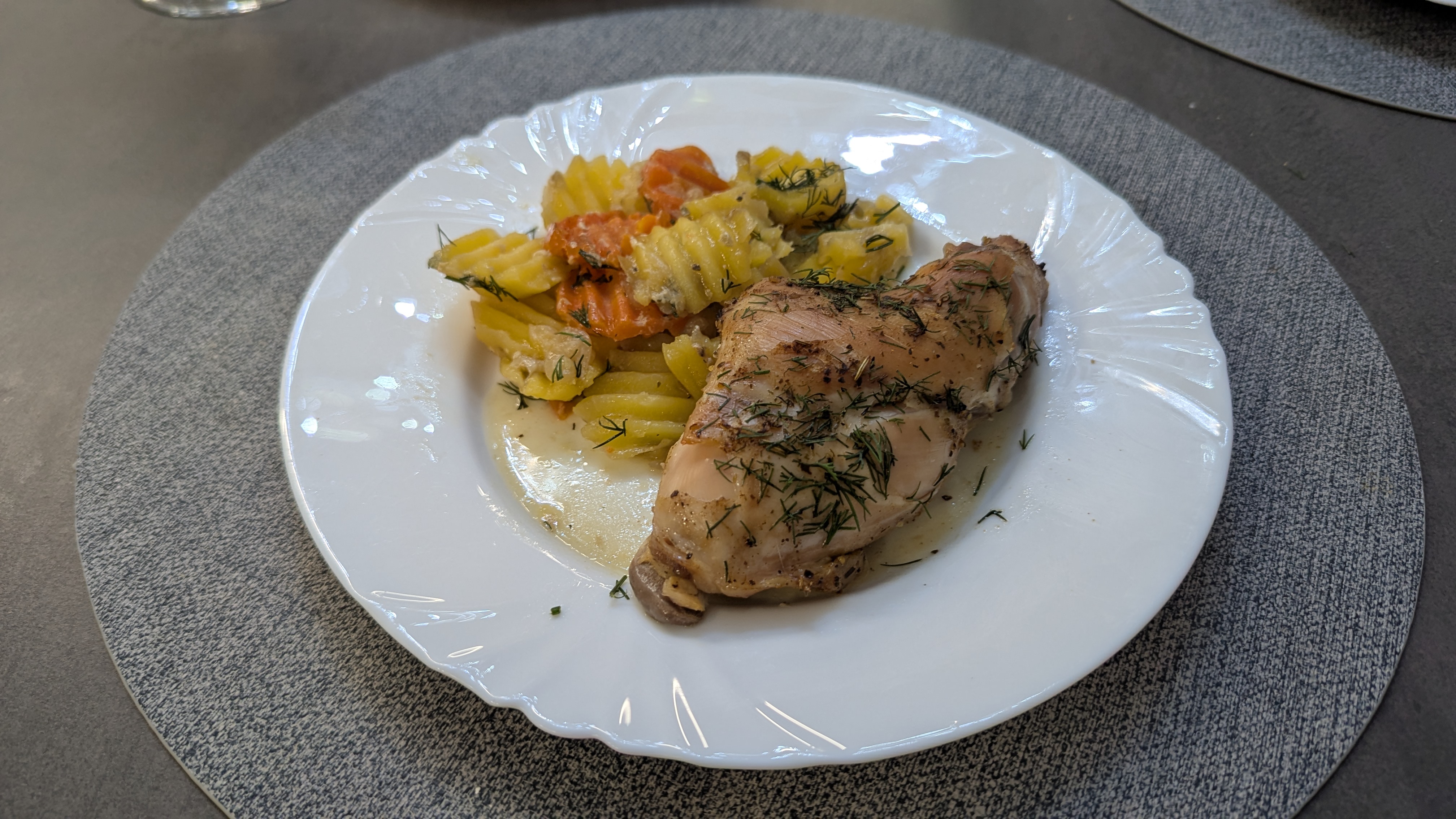 Кролик запечённый с овощами