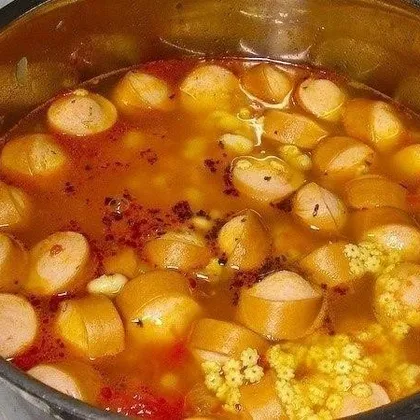 Итольянский томатный суп с сосиськами