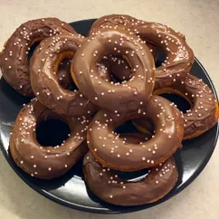 Пышные пончики на сгущенке🍩