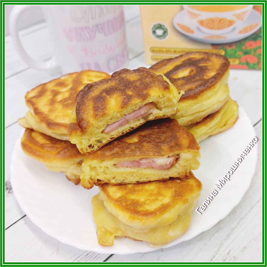 Оладьи с сыром и колбасой