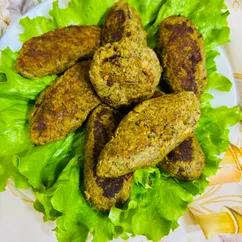 Турецкие котлеты из зелёной чечевицы 