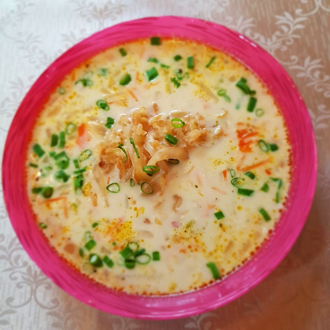 Сырный суп с хрустящим луком