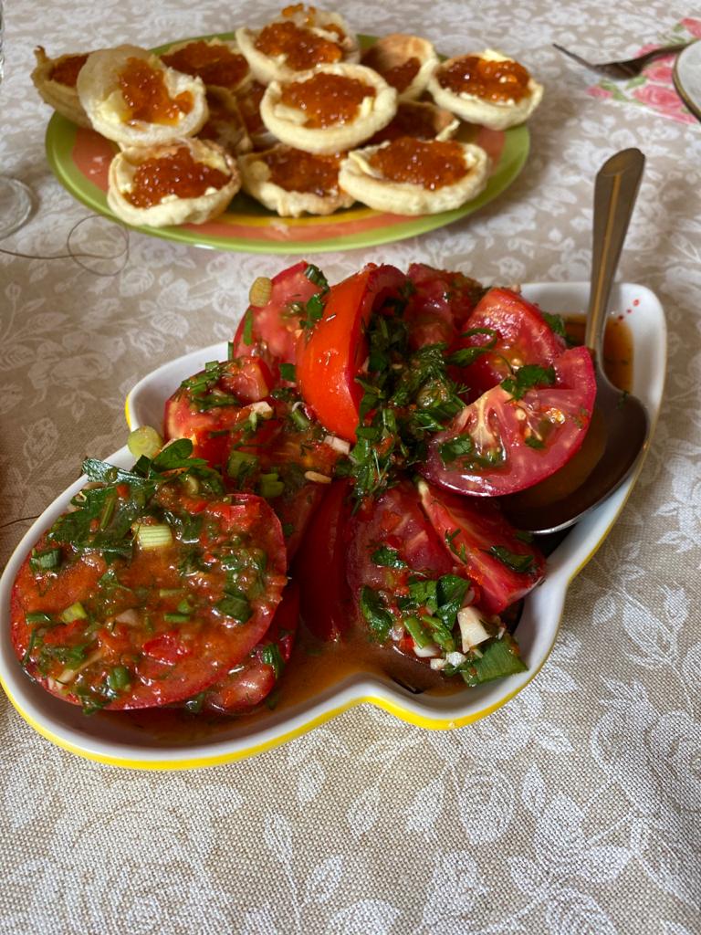 Удачные маринованные помидоры – кулинарный рецепт