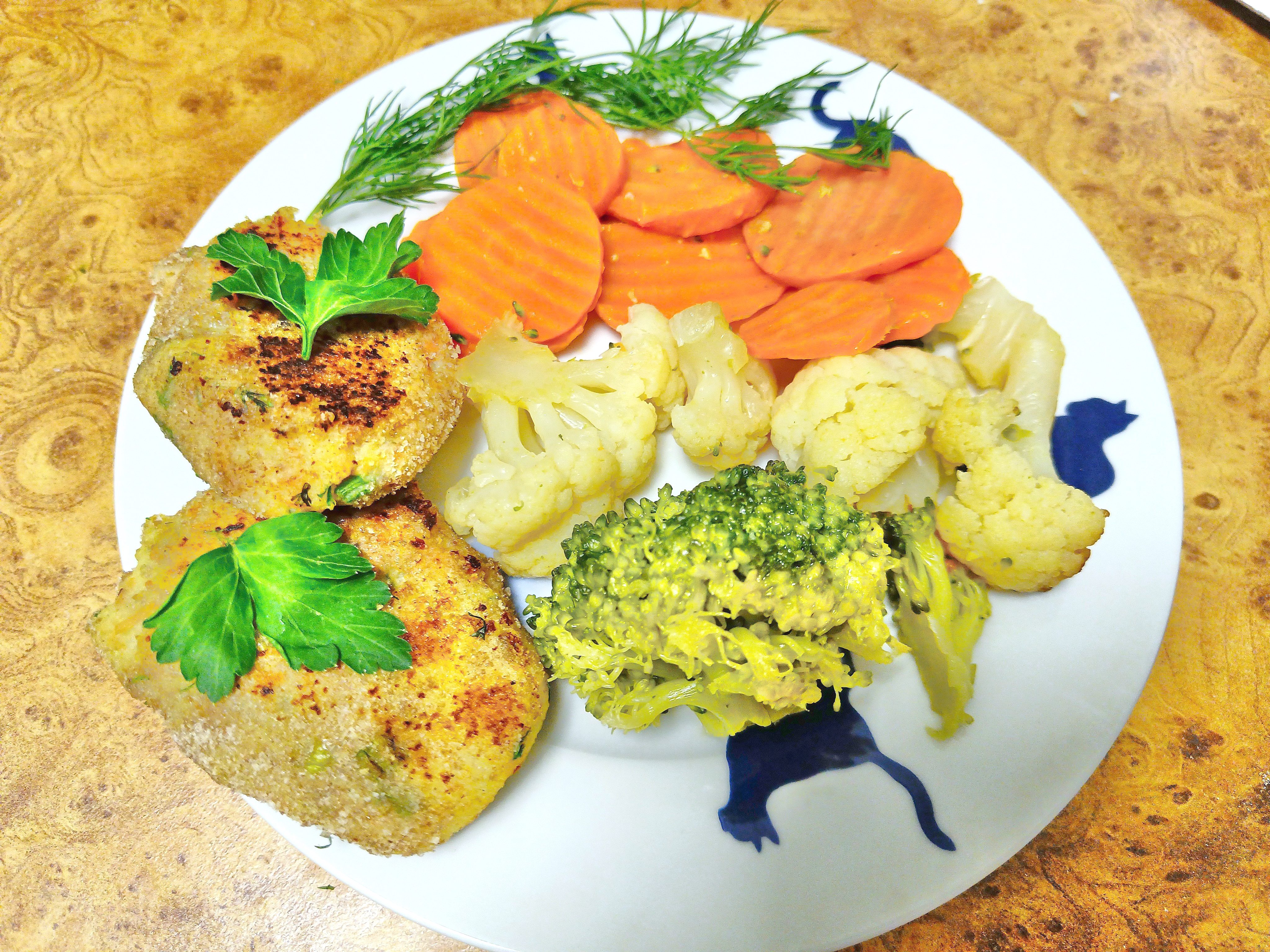 Рыбные котлеты с тунцом и травами