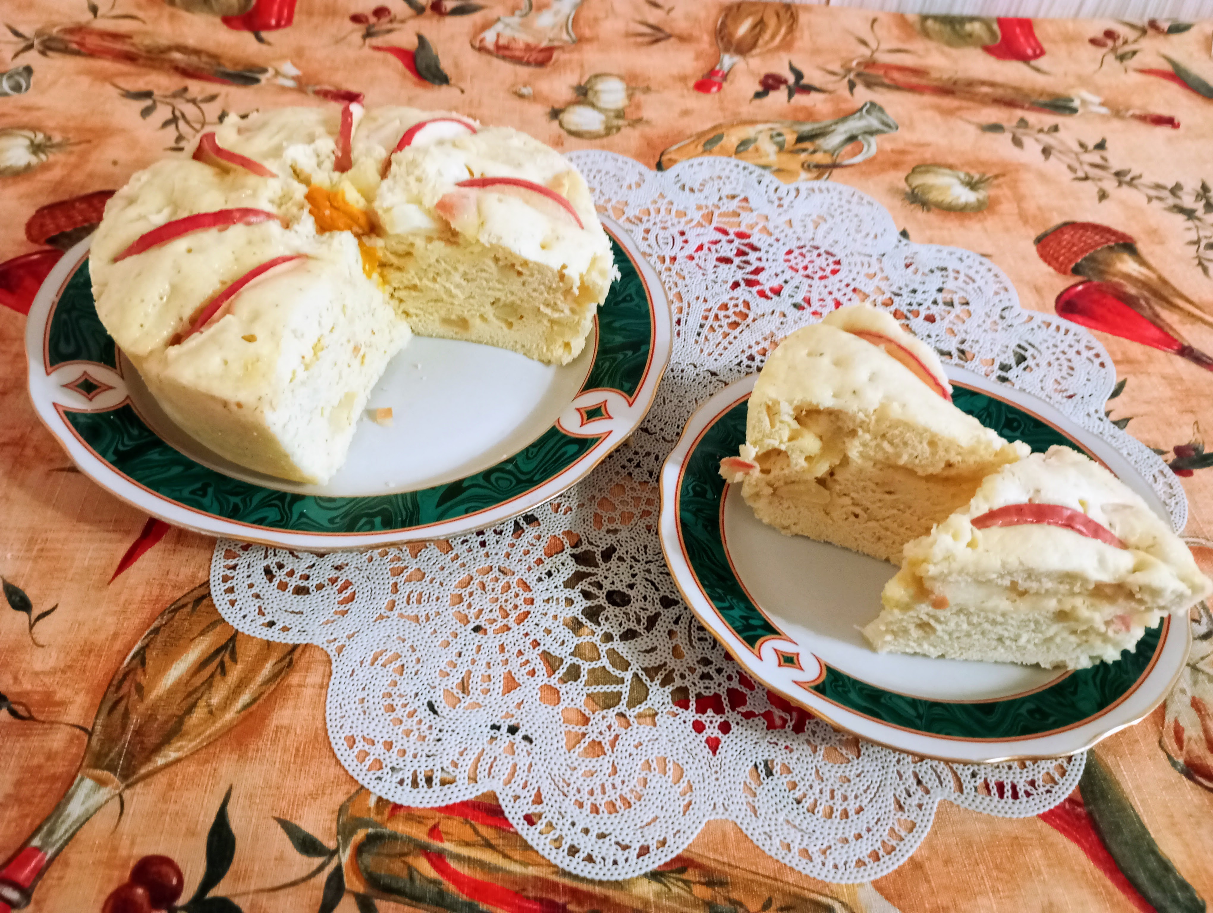 Пирог с яблоком в микроволновке