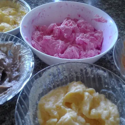 5 цветных кремов для торта. Как покрасить крем