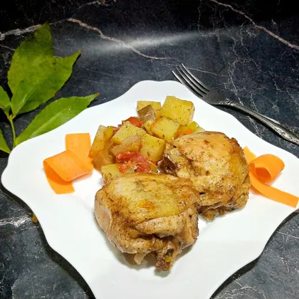 Курица, запеченная в рукаве с овощами