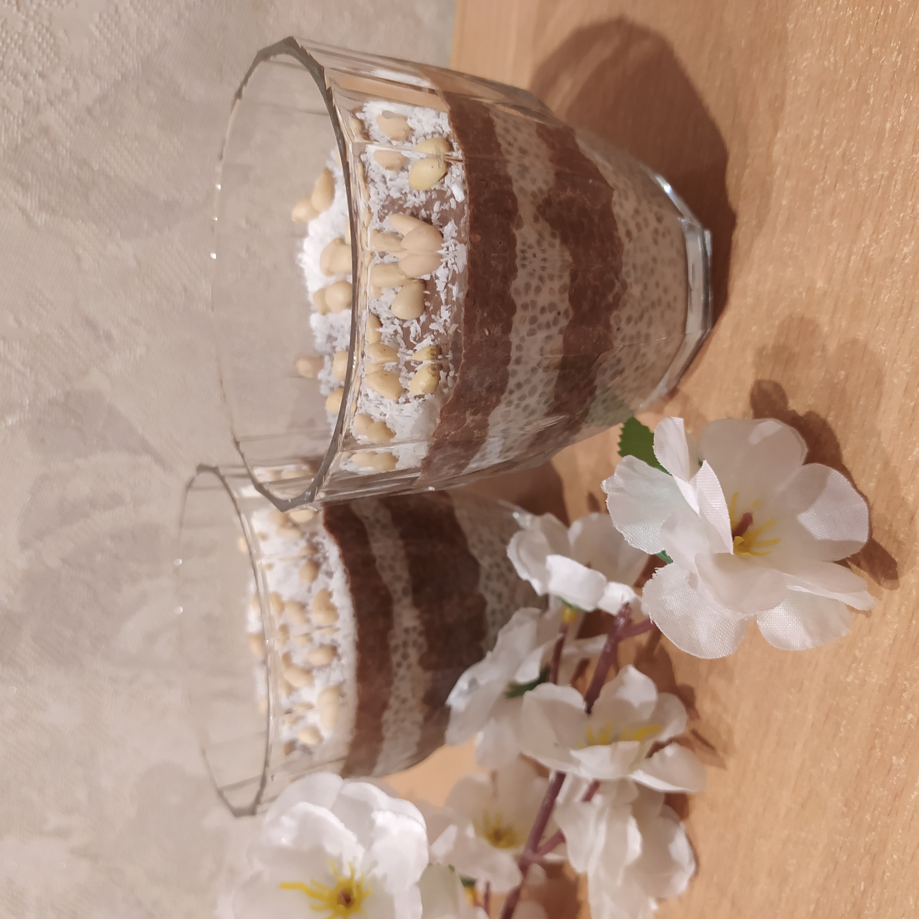 Кокосово-шоколадный чиа-пудинг